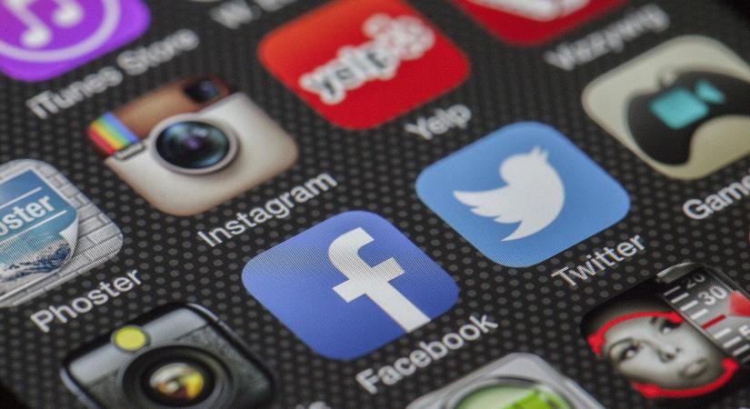 Florida büntetné a közösségi médiaplatformok politikai manipulációját