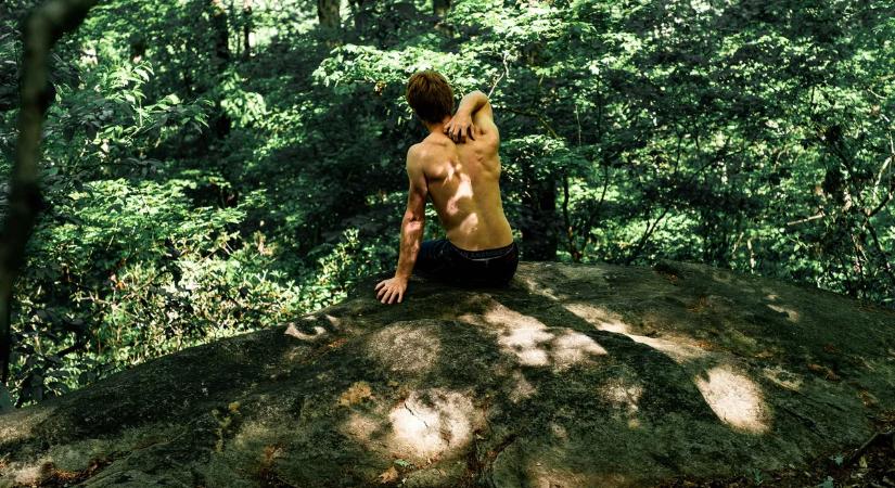 Fáj a dereka? Mutatjuk, mi segíthet a fájdalom enyhítésében