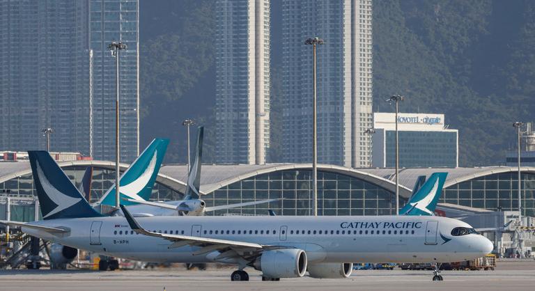 Egyre nagyobb a probléma, 70 százalékkal drágult a légi szállítás az iráni háború miatt