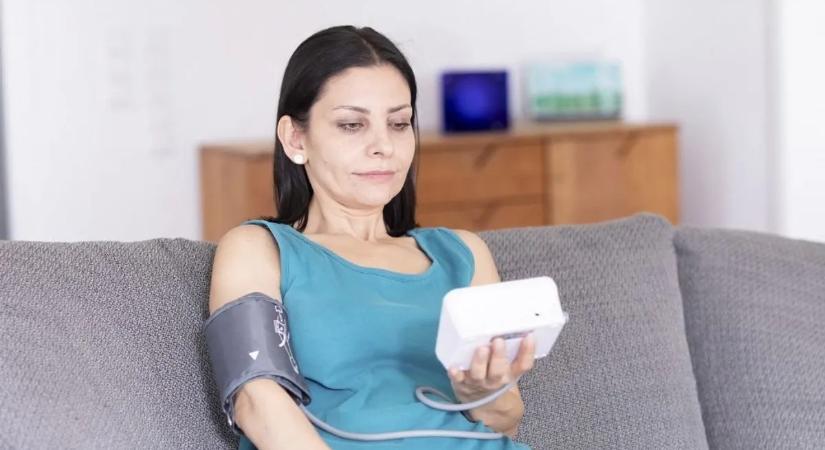 Magas vérnyomás csökkentése gyógyszer nélkül? Ez a két mozdulat sokaknál bevált