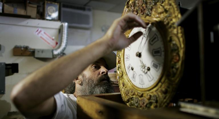 Az óraátállítás hamarabb végez velünk, mint hogy megszüntetnék