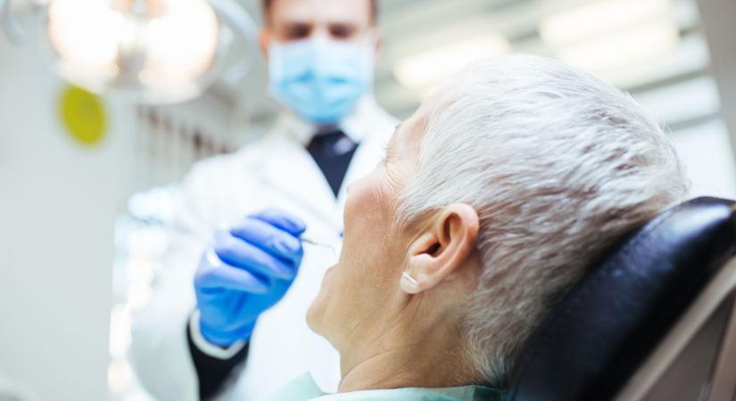 Fogfájás hétvégén? Ide fordulhat segítségért