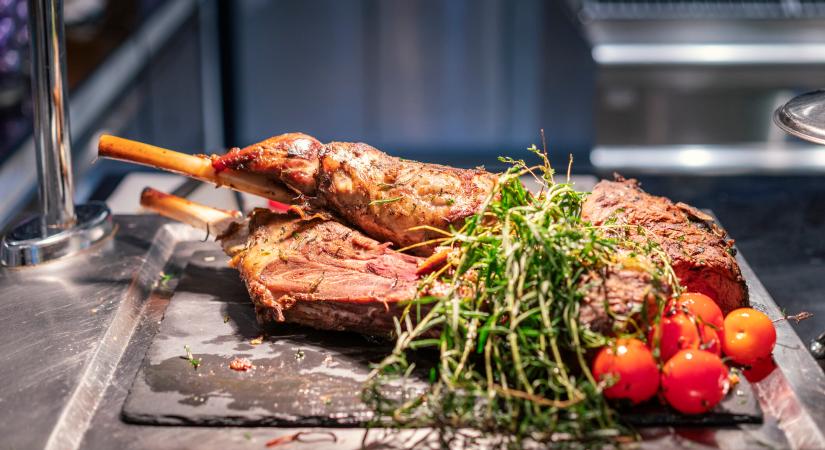 A húsvéti báránycsülök leomlik a csontról és nem tudunk vele hibázni