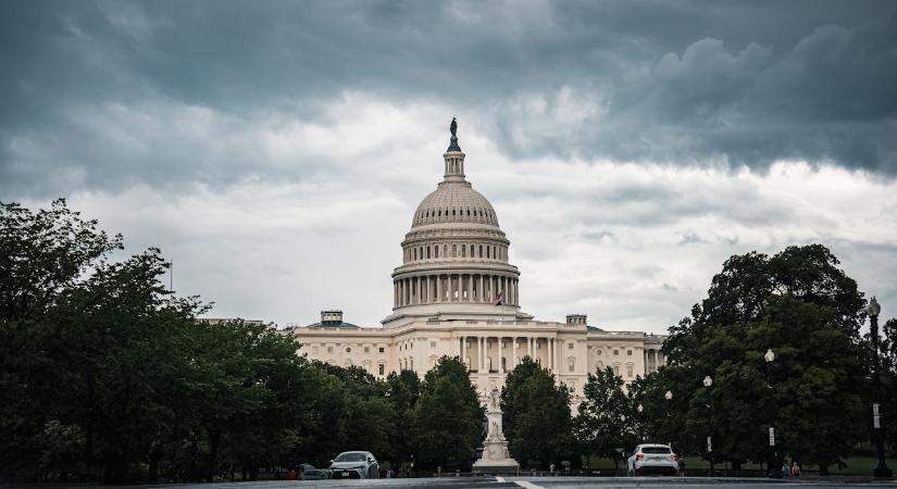 Egyre kevésbé hajlandók finanszírozni a BRICS országok a növekvő amerikai államadósságot