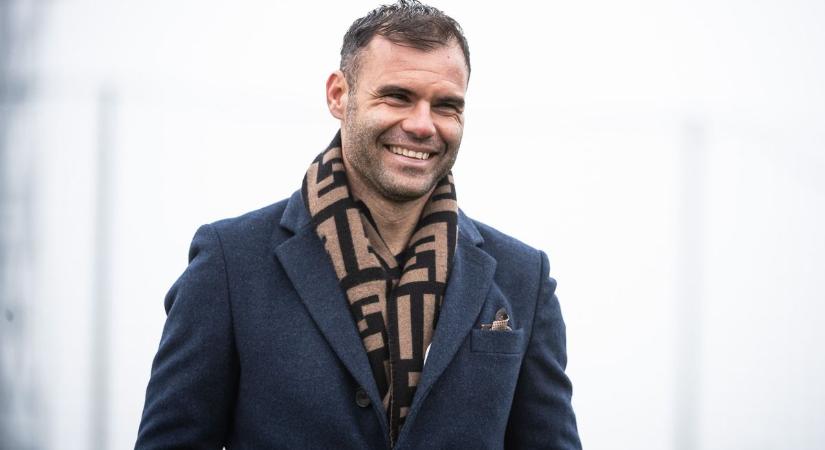 „Nem szégyellem kimondani: szívesen kérek tanácsot Szoboszlai Zsolttól” – Nikolics Nemanja a Mandinernek