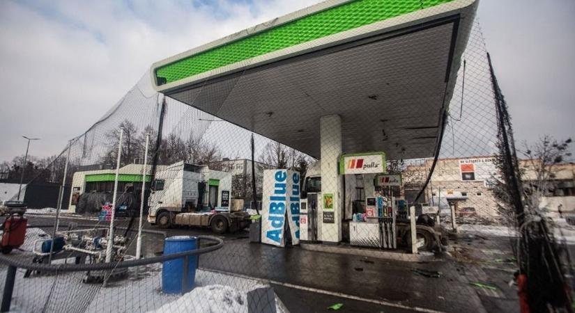 Ukrajnában már üzemanyaghiány van (videó)