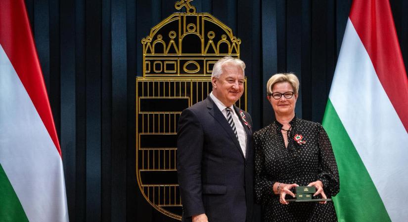 Magyar állami kitüntetést kapott Hegedüs Csilla a Bánffy-kastély felújításáért
