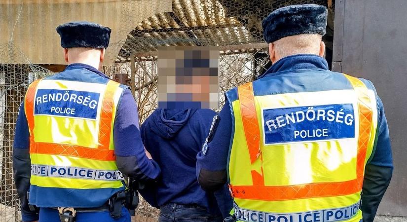 Furcsa zsákot találtak, rendőrök érkeztek a helyszínre