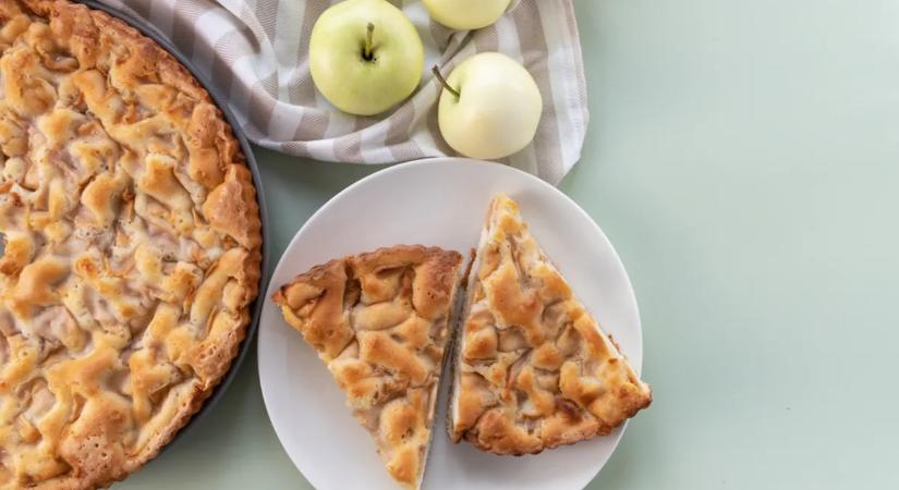 Ezen veszekszik a Reddit népe: előfőzve vagy nyersen tegyük az almát a pitébe?