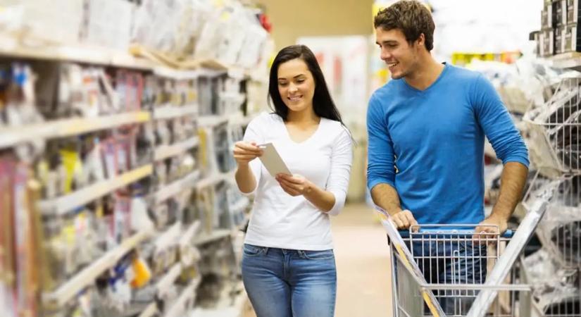 Fogyasztóvédők a tudatos vásárlásra hívják fel a figyelmet a fogyasztóvédelem világnapján