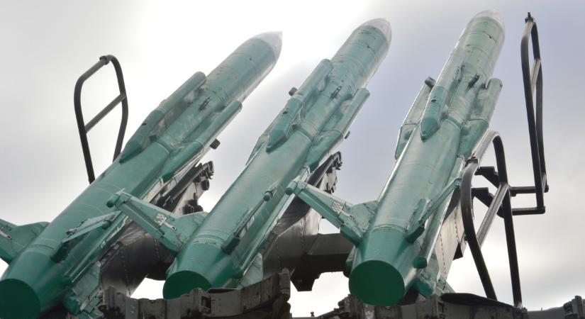 Tömegek kezdtek el világszerte az atomháború bekövetkezésére fogadni: tudhatnak valamit?!