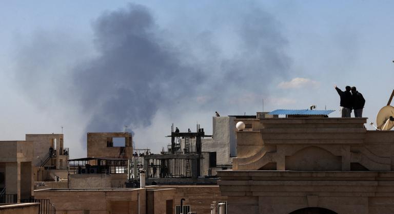 Oroszország és Kína tehetetlenül szemlélte szövetségese bukását