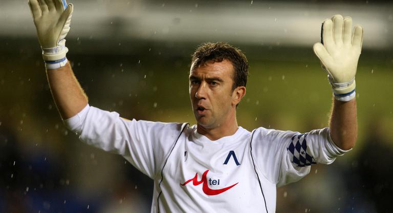 50 éves lett a világ legidősebb élvonalbeli futballistája, az időhúzások koronázatlan királya