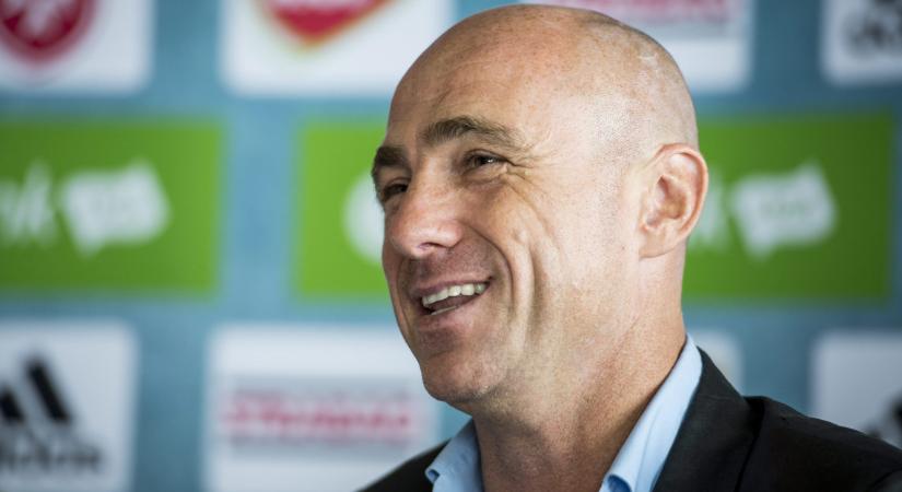 Érkezett az exújpesti edző, elment az exújpesti támadó