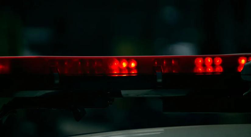 Fegyveres támadó miatt vették körbe rendőrök az iskolát, megdöbbentő, ami kiderült