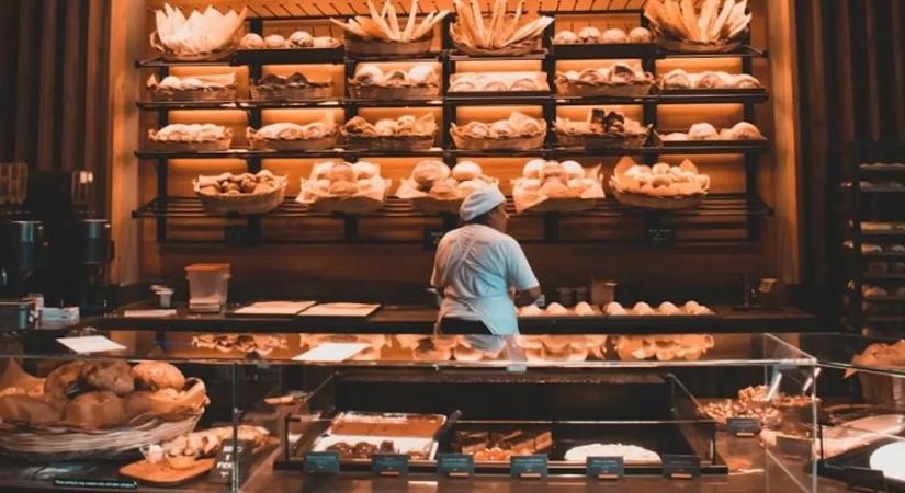 Szörnyű halál a pékségben: egy 19 éves dolgozó szénné égett a sütőben