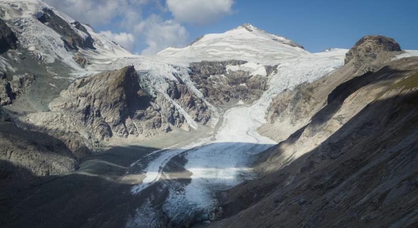 Szó szerint darabokra hullanak szét Ausztria gleccserei