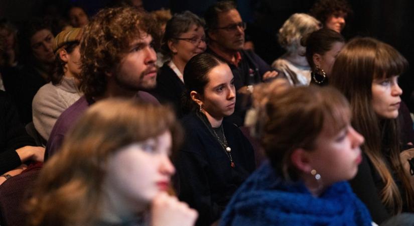 Ifjúságkutató: A Fidesz elengedte a fiatalokat