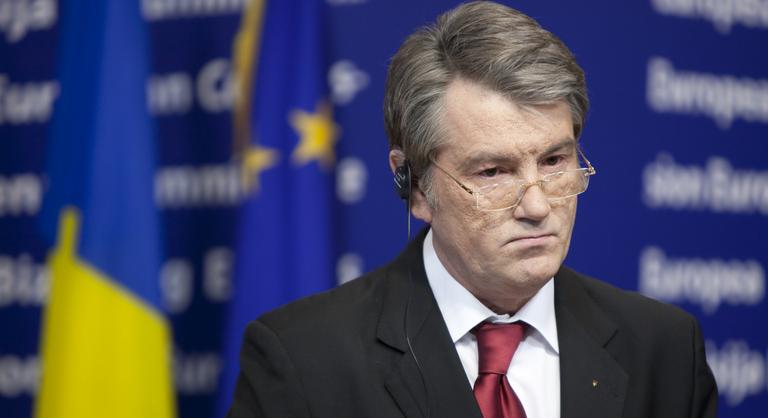 Ukrajna volt elnöke Orbán Viktort bírálta, nem érti, hogyan képes kiszolgálni az oroszokat