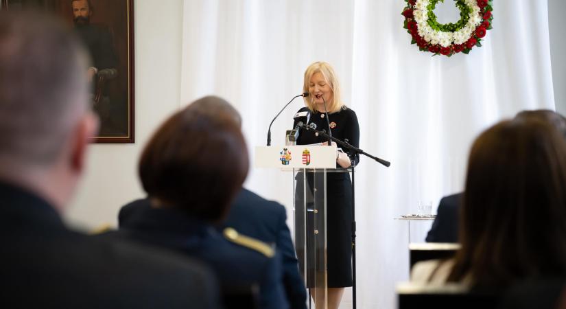 A néphagyomány a nemzeti önazonosság fontos sarokköve