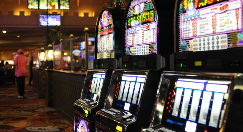 Betiltották a szerencsejátékot: az első romániai megyeszékhely, ahol bezárnak a kaszinók