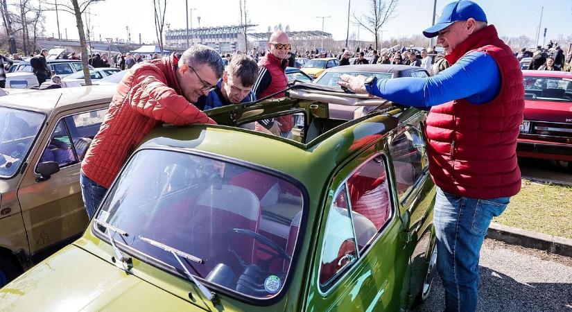Veterán járműcsodák a ragyogó napsütésben Győrben - fotók, videó