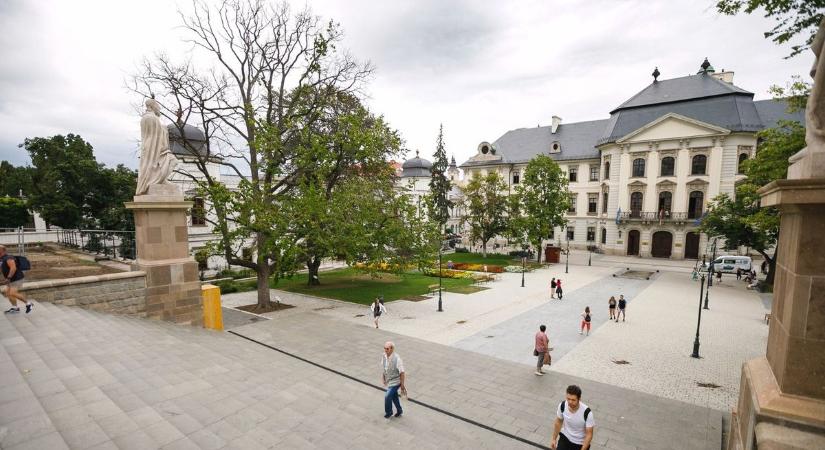 Rangos művészeti díjat kaptak az Eszterházy egyetem oktatói