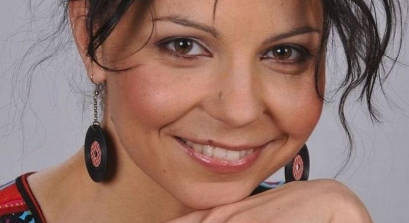 Szeretet és gonoszság – Lajtai Kati egy-egy üvegbe zárta mindkettőt