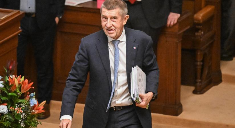 Orosz mintájú külföldi ügynök-törvényt készít elő a Babiš-kormány Csehországban