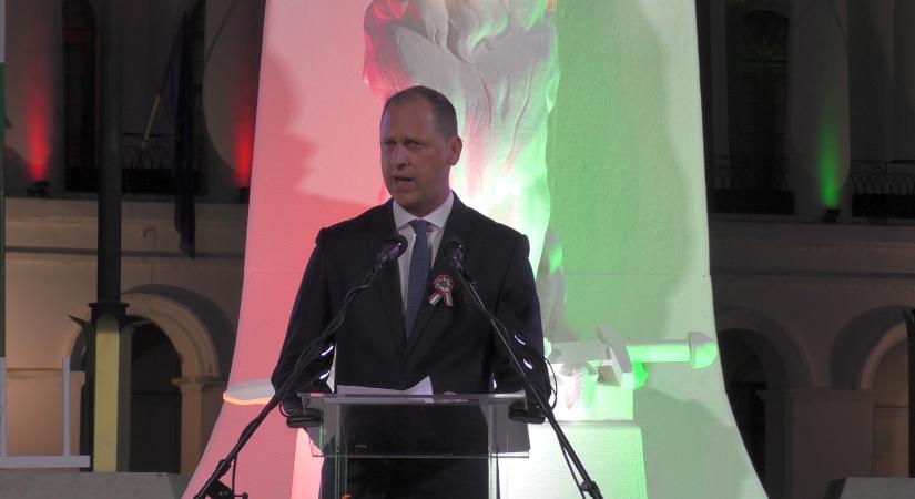 Brüsszelről, háborúról és átnevelt gyerekekről is beszélt Czirbus Gábor március 13-án