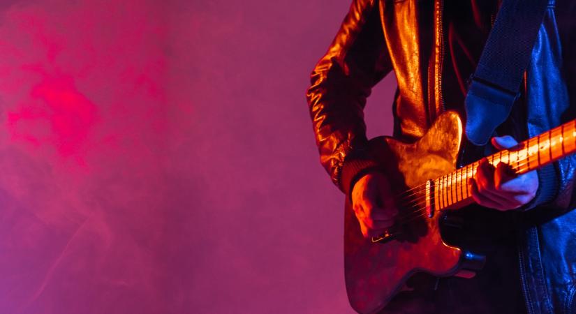 Meghalt a Motörhead zenekar legendás gitárosa, Phil Campbell