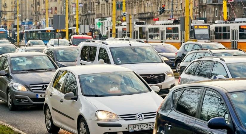 Mutatjuk, hol lesznek holnap Budapesten forgalomkorlátozások – TÉRKÉP