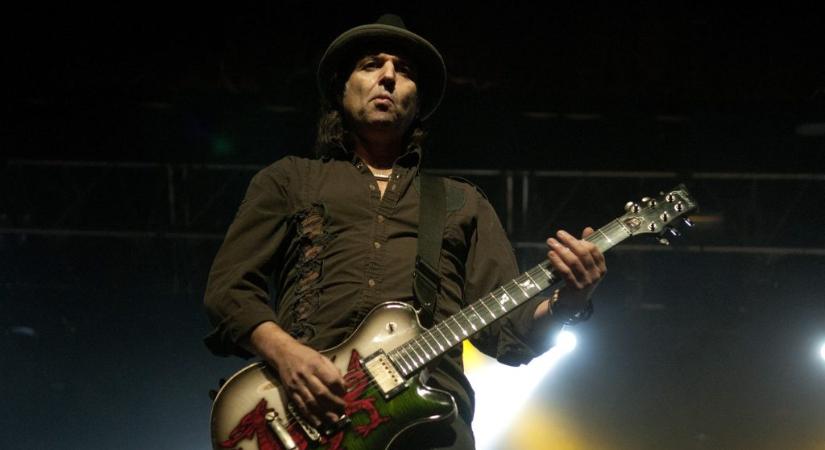 Meghalt a Motörhead gitárosa, Phil Campbell