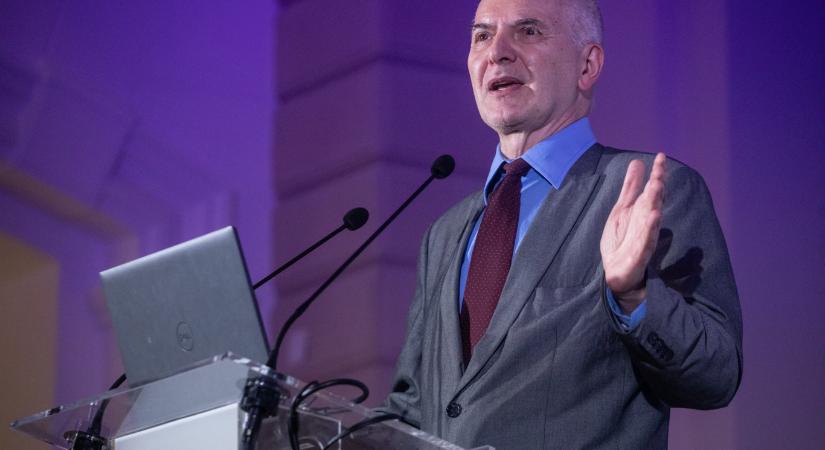 Petőfi a választóit gyalázta, Vörösmarty ott sem volt, mégis képviselő lett