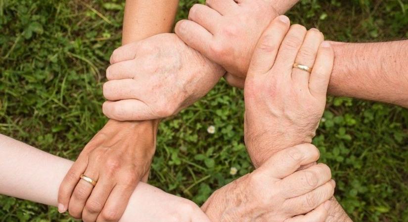 Fontos határidő közeleg a civil szervezeteknek