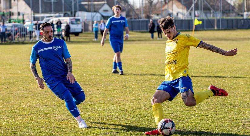 ,,A mai mérkőzést ha látta bárki, az ne csodálkozzon, hogy a kormányinfón erről fog beszélni Gulyás Gergely!" – fotókkal