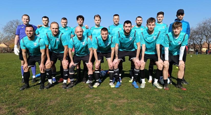 A Nyárlőrinc nyerte az Akasztó elleni rangadót – fotók, videó