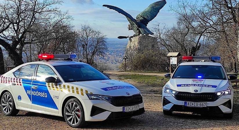 Buszbaleset Tatabányán: maradandó sérülést szenvedett egy utas
