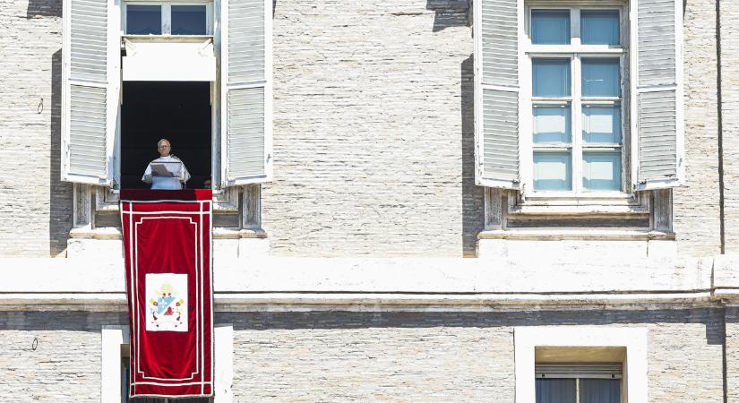 Költözik a pápa – „Szüksége van arra, hogy az emberek közt legyen”