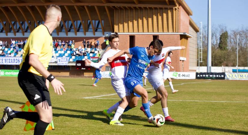 Ötgólos, fordulatos meccsen törte meg nyeretlenségi sorozatát a Karcag