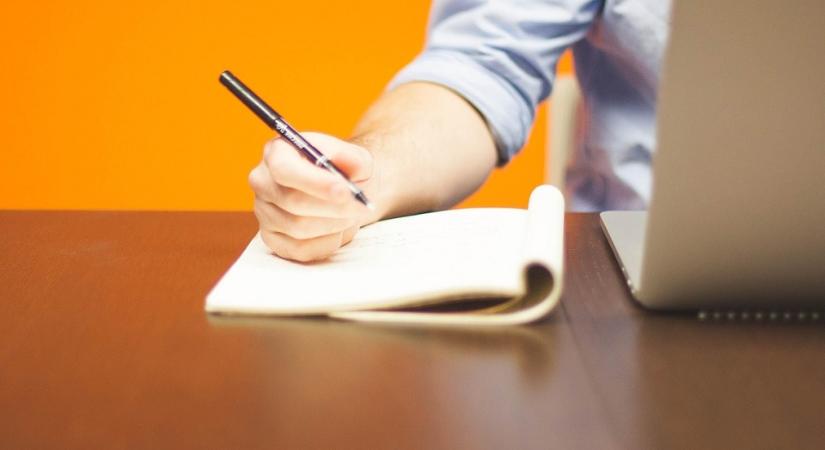 Több mint 640 ezer egyéni vállalkozó nyilvántartását veszi át 2027-től a kamara