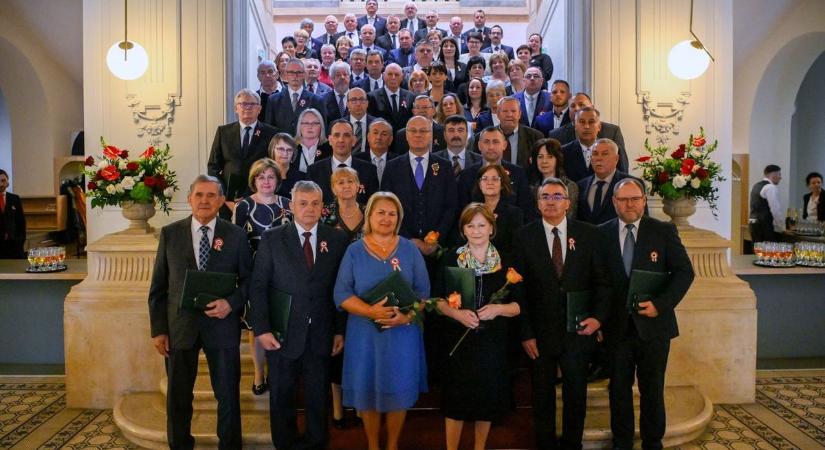 Zalaegerszeg büszkeségei: ők kaptak állami kitüntetést a nemzeti ünnepen - íme a névsor
