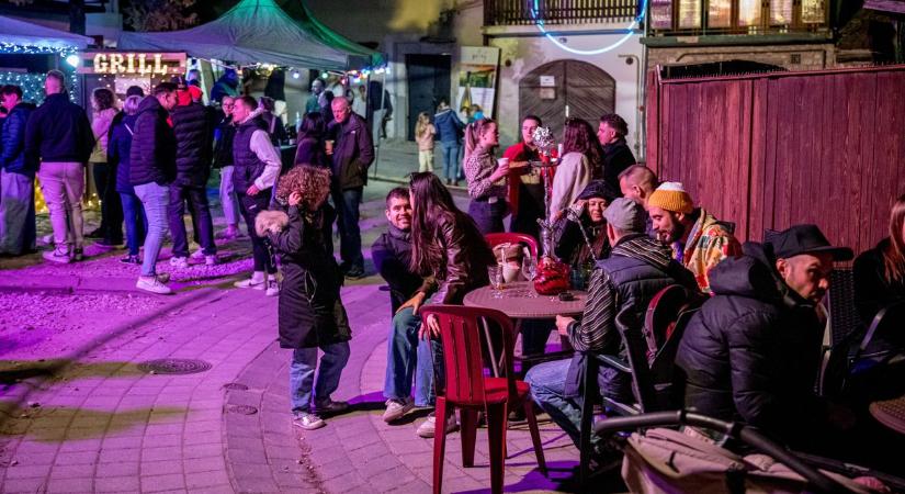 Ezért imádja mindenki az Avasi Kvaterkát – görög tánc, borok és fergeteges hangulat! - képekkel, videóval