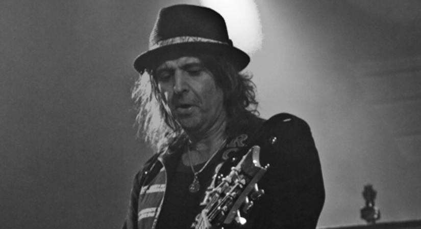 Meghalt Phil Campbell, a Motörhead zenekar gitárosa