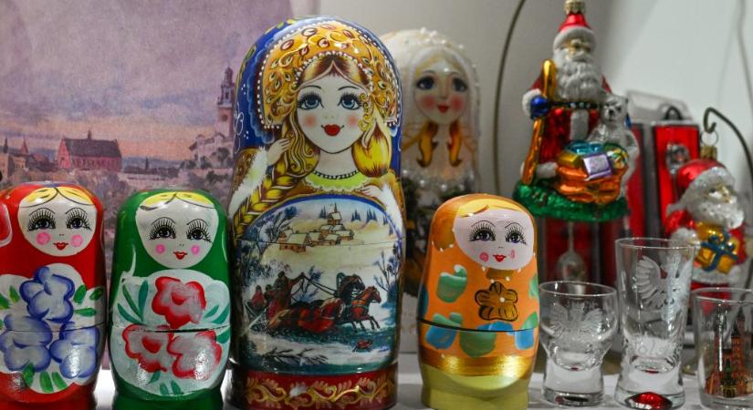 Panyi Szabolcs bemutatta a „Matrjoska” bothálózatot, amit az oroszok a kampány manipulálására használhatnak