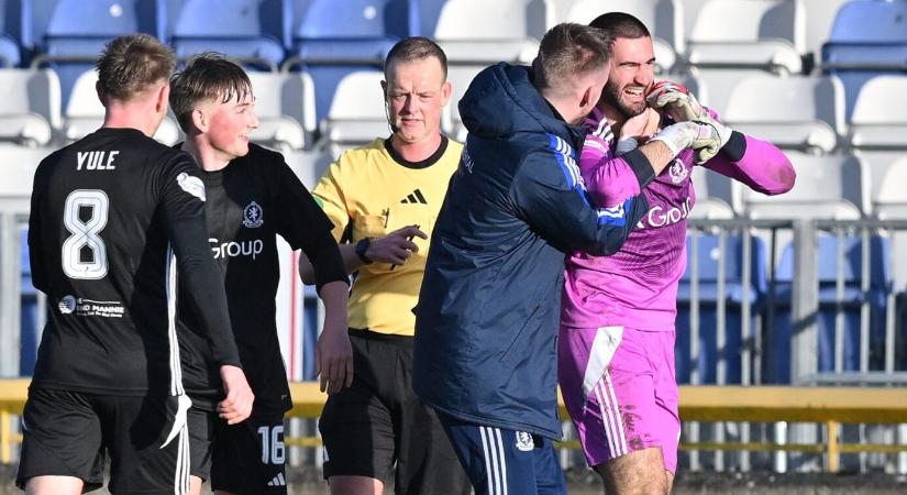 Magyar kapusgól Skóciában, Eppel, Kleinheisler és Sallói betalált