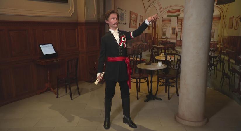 2788 utca viseli Petőfi nevét – fotósok járták végig őket az országban