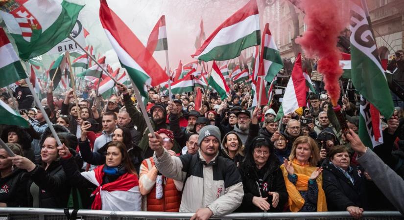Tavaszi napsütésre számíthatnak a békemenetelők és a nemzeti menetelők is