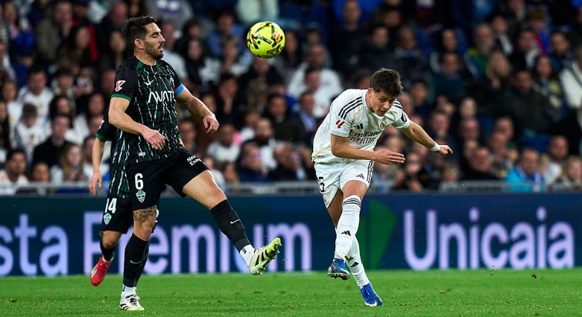 70 méterről vágta be a bajnokság gólját a Real Madrid futballistája