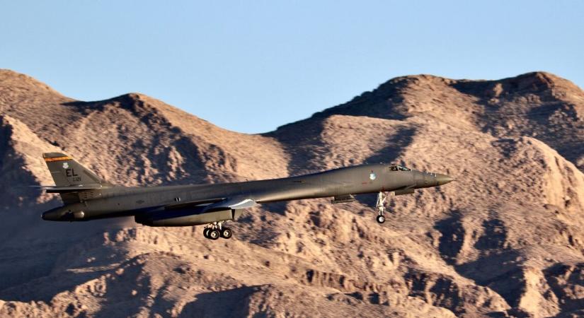 Ezt kaphatja a nyakába Irán – az USA felkészült, indulnak a gépek